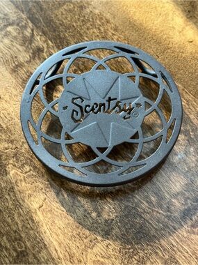 Scentsy Gray Metal Decorative Warmer Trivet